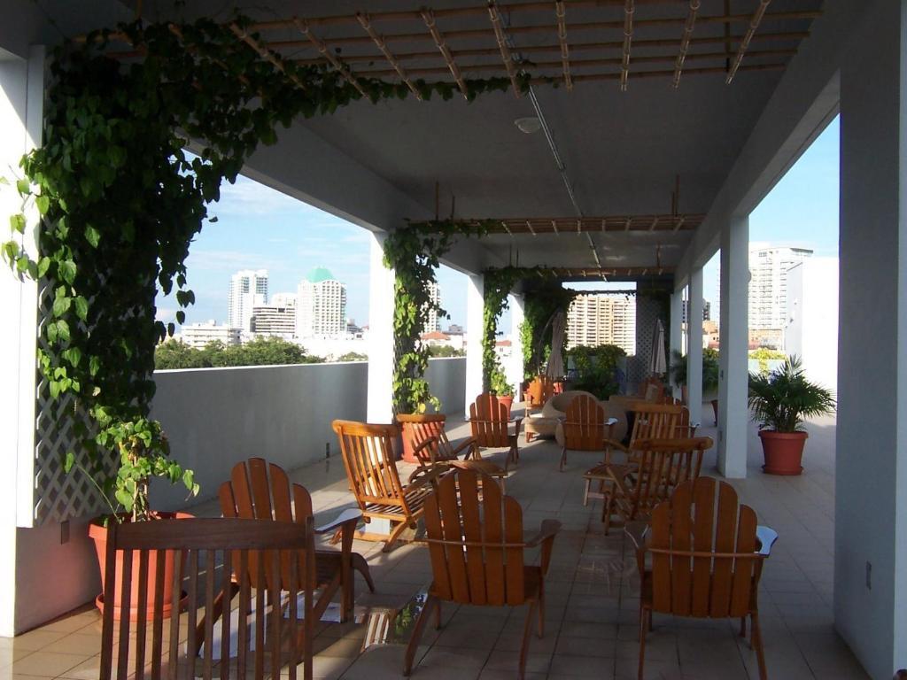 Hotel Croydon Miami Beach Exteriör bild